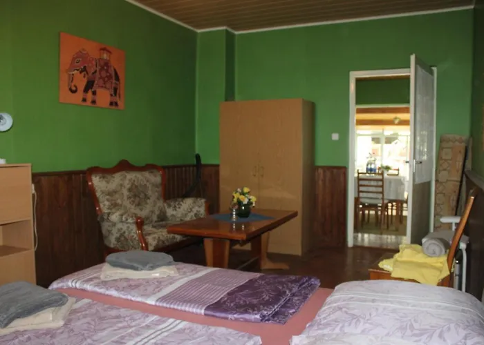 Golden Rose 乡村民宿 *